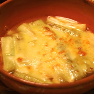 コンソメスープで☆ネギのチーズ焼き